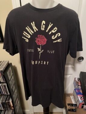 Junk Gypsy Texas Rose Company Graphic Tee Black Short Sleeve Unisex Large